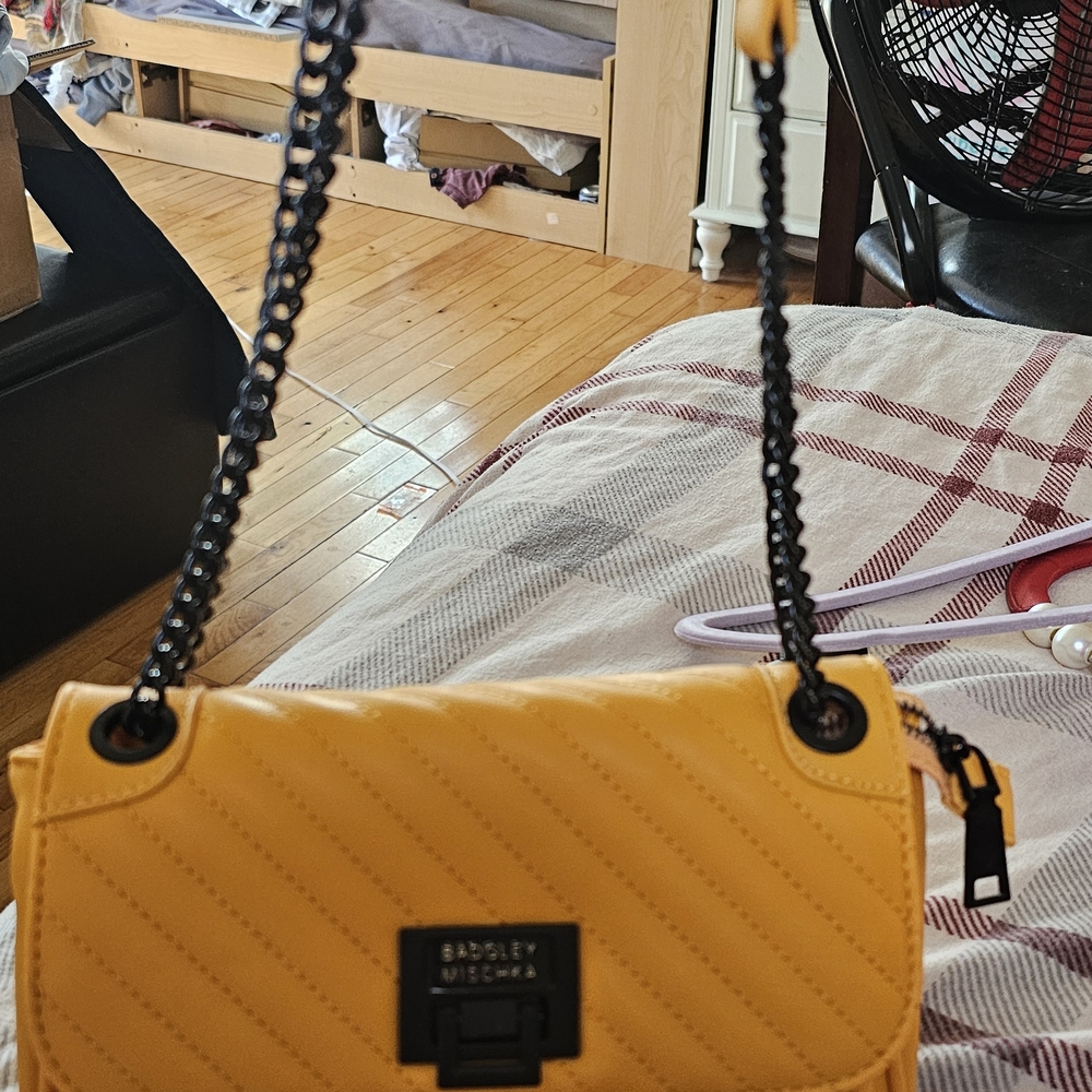 Badgley Mischka Yellow Quilted Crossbody Bag - Picture 3 of 13